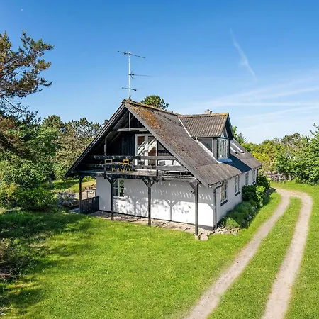 Casa de Férias Cozy In With House Sea View Glesborg